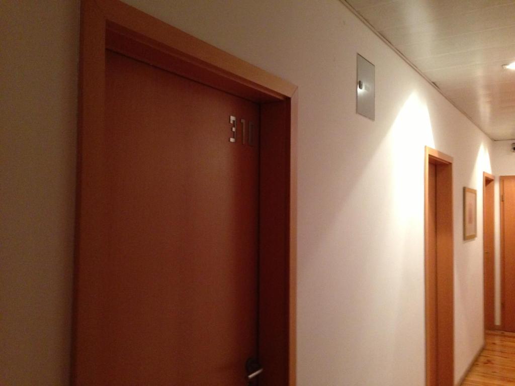 Spru Lisbon Summer Accommodation Room photo