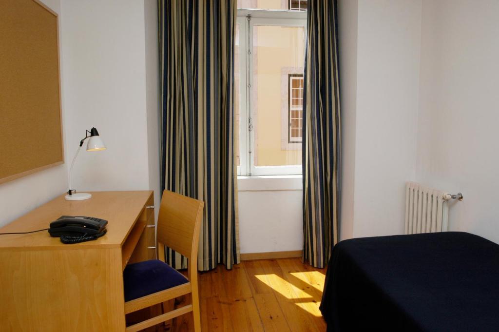 Spru Lisbon Summer Accommodation Room photo