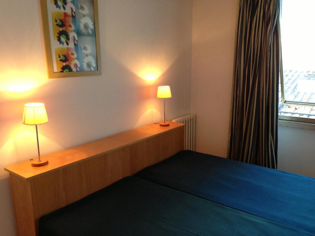 Spru Lisbon Summer Accommodation Room photo