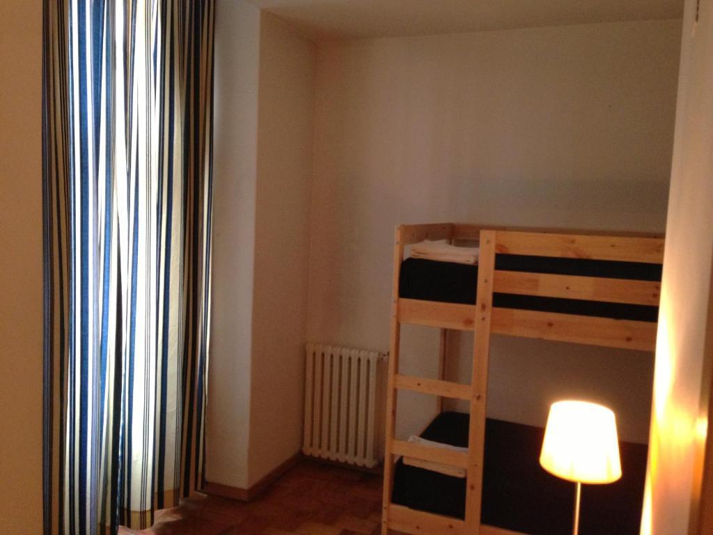 Spru Lisbon Summer Accommodation Room photo